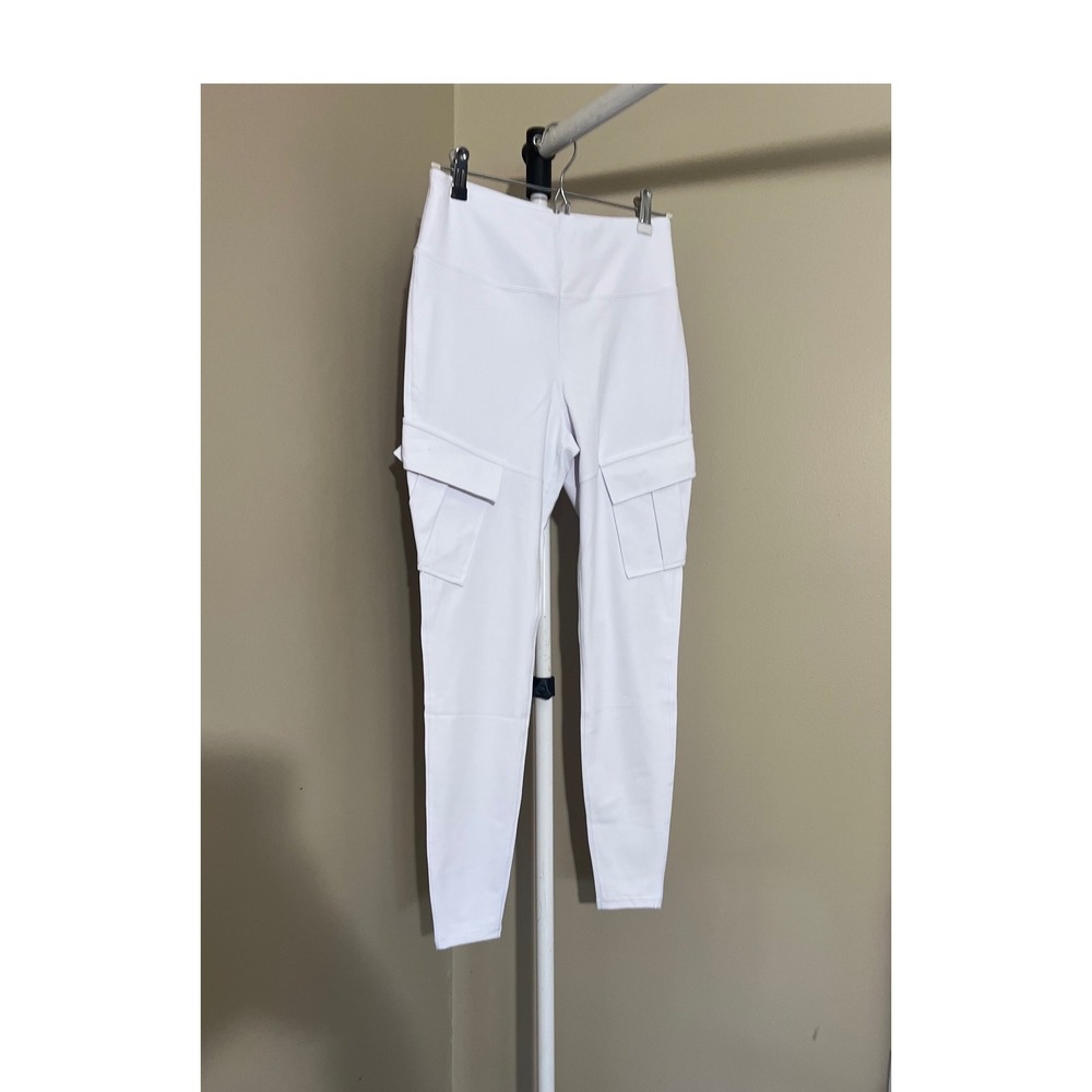 Halara White High Waisted Cargo Leggings Ruched Back Pockets Medium NWT